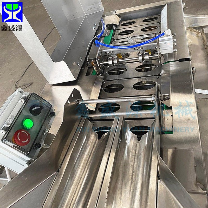 供應(yīng)全自動去皮取液機 小型蛋清蛋黃分離機 商用連續(xù)式雙排打蛋機