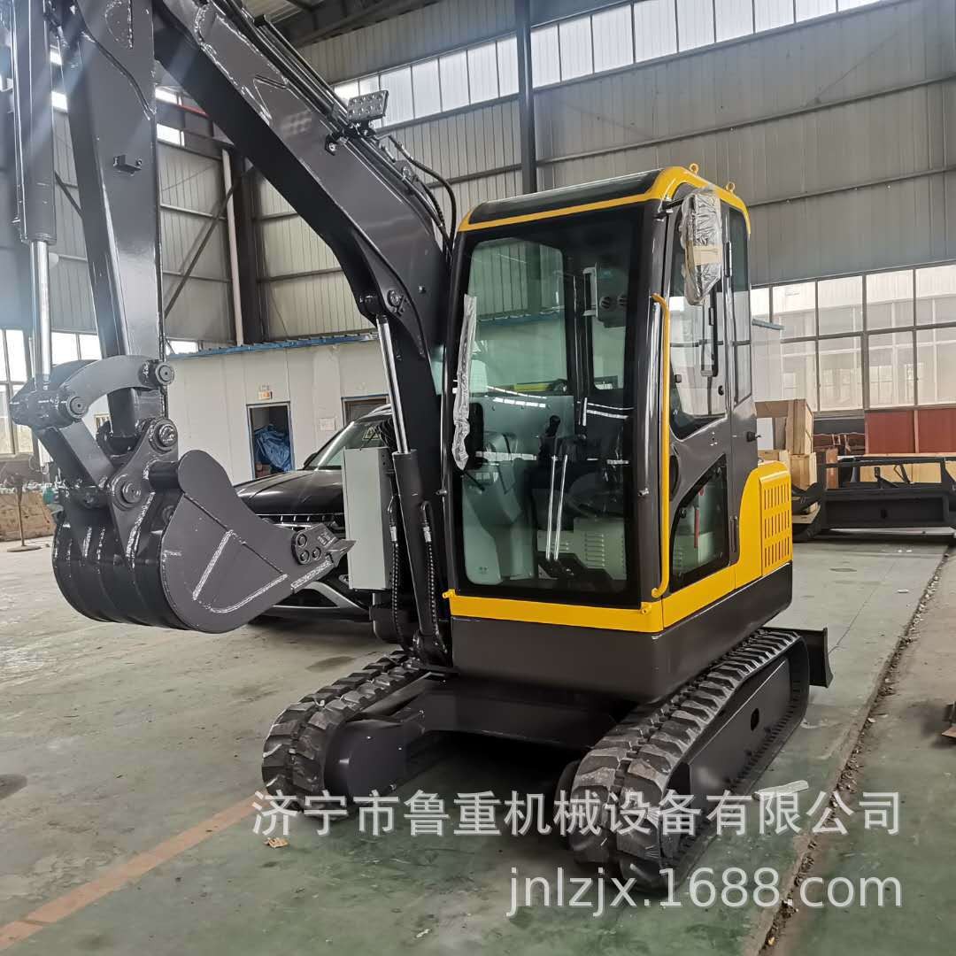 廠家生產(chǎn)35履帶小型挖掘機(jī) 3噸電動履帶小挖機(jī)廠家直銷