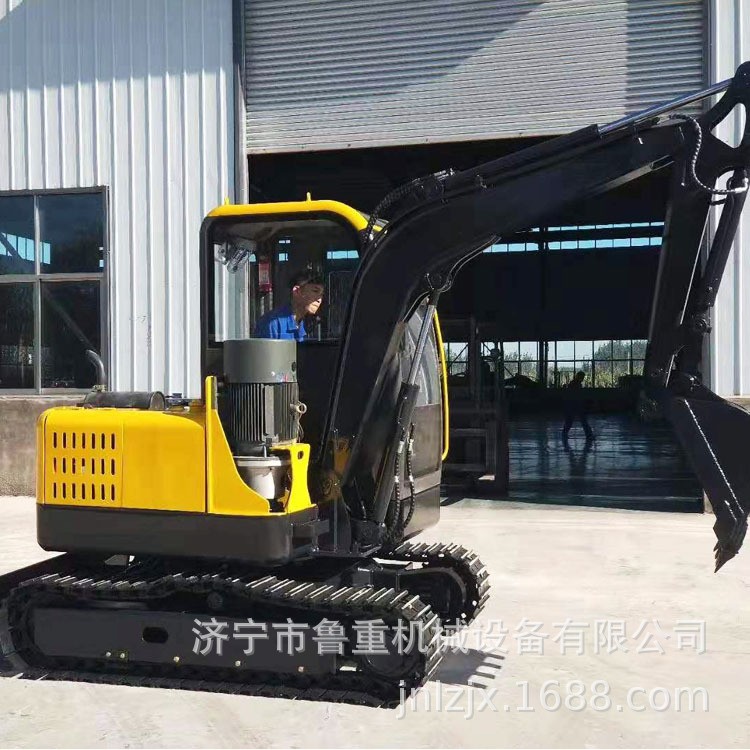 生產(chǎn)電動挖掘機(jī) 35履帶電動挖機(jī)廠家 60型電動履帶小型挖掘機(jī)價(jià)格