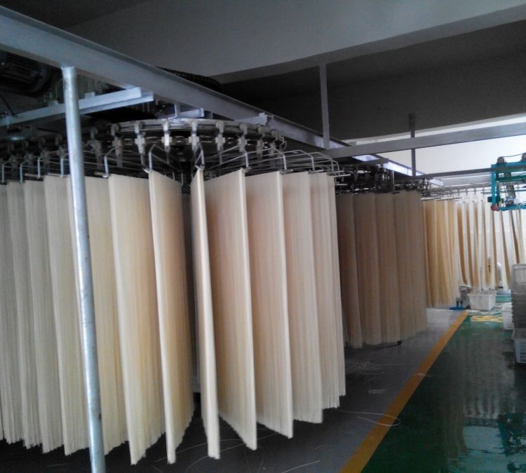 全自動掛面機生產(chǎn)線成套設(shè)備 大型商用面條機 做掛面的機器