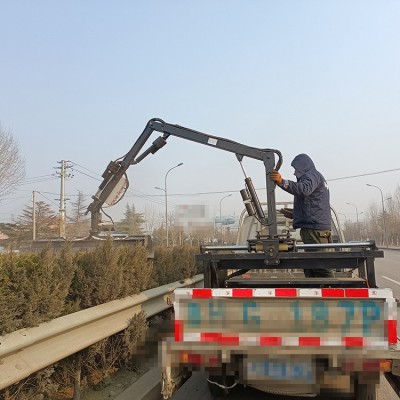 大型車載式電動(dòng)綠籬修剪機(jī) 市政園林機(jī)械綠籬修剪機(jī)