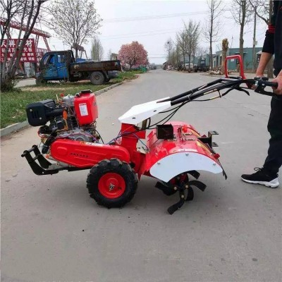 小型汽油四驅(qū)除草旋耕機(jī) 新款開荒打田翻土機(jī) 兩驅(qū)農(nóng)用微耕機(jī)